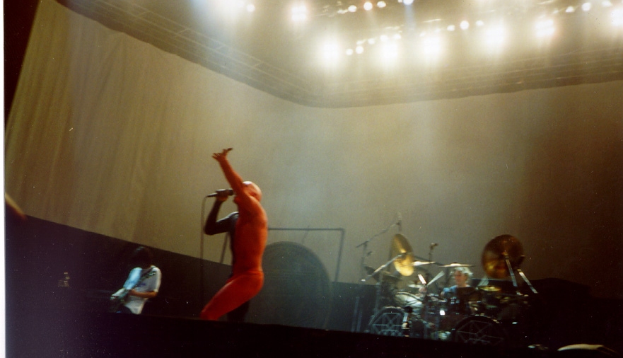 blueredlive.jpg