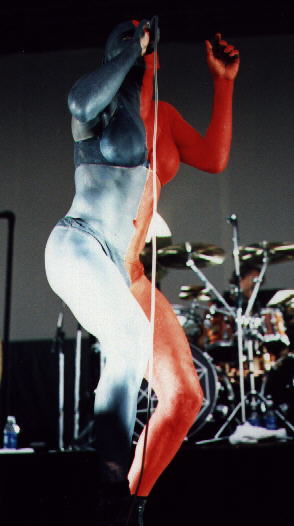 blueredlive3.jpg